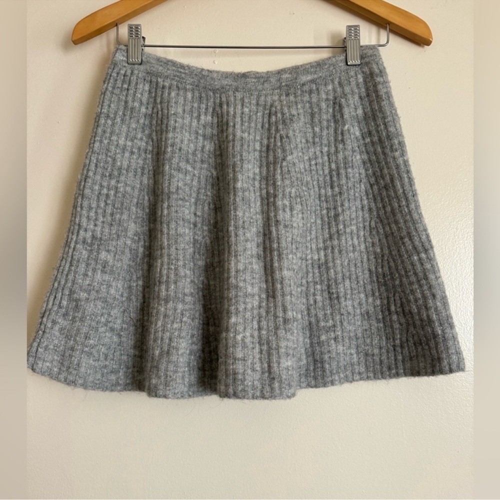 H&M Textured Gray Skater Skirt